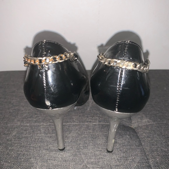 Paprika High heels pointed shoes size 9 in fair used conditions. - Picture 2 of 4